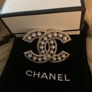 Classic Chanel Pearl Brooch